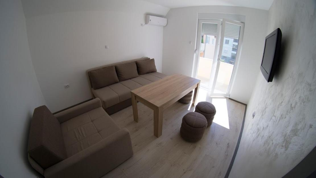 Apartmani Tom Trebinje Esterno foto